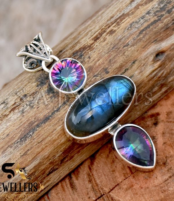 Labradorite Pendant, 925 Sterling Silver Pendant, Mystic Pendant, Gift For Her