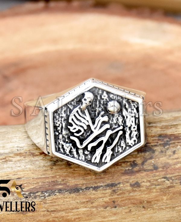 Halloween Dead Man's Ring, 925 Sterling Silver Ring, Skeleton in The Grave Ring,